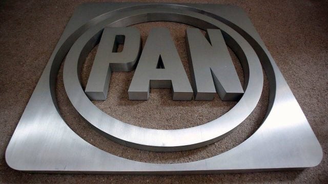 PAN: Con 'regresos', define lista de diputados pluris