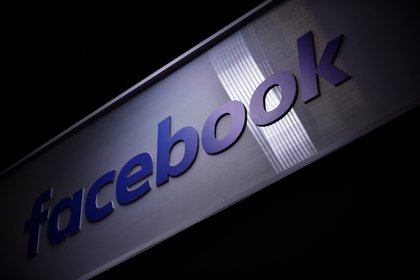 Facebook se compromete a reducir los contenidos políticos en la red social