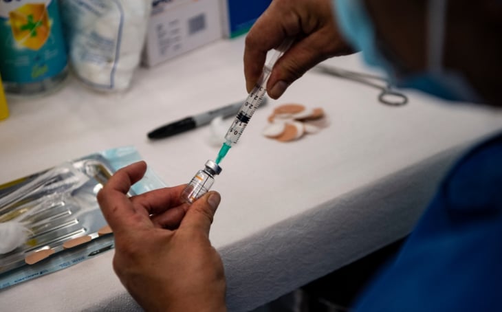 Brasil garantiza vacunas a su población y alerta sobre variante amazónica