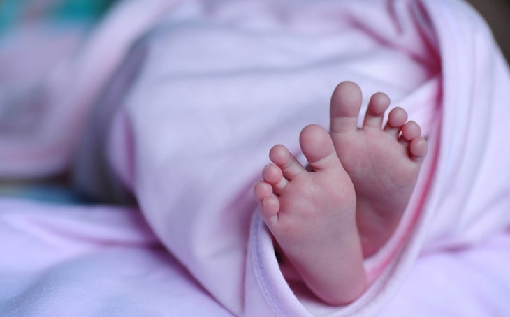Muere un bebé de dos meses a causa de la covid-19 en Venezuela