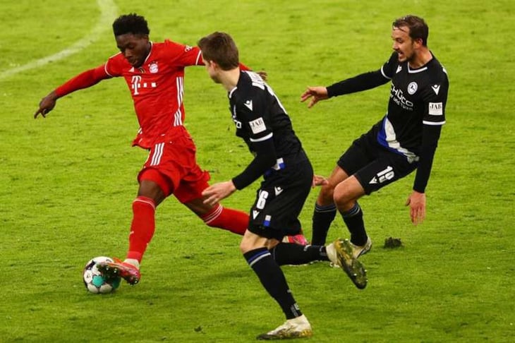 Bayern saca agónico empate