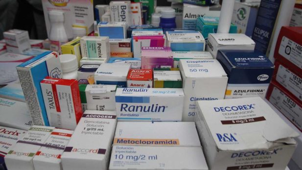 Industria farmacéutica tiene campaña contra el gobierno