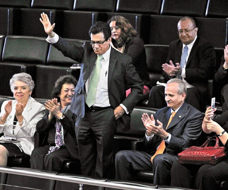 Juan Arvizu: Cronista parlamentario, fallece por COVID-19