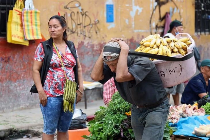 Más del 60 % de los trabajadores informales de Lima 'pasaron hambre' en 2020