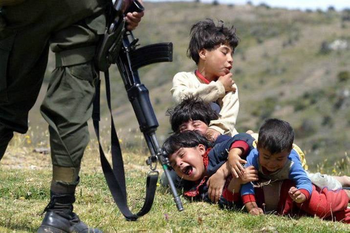 Los niños, las principales víctimas del conflicto armado colombiano