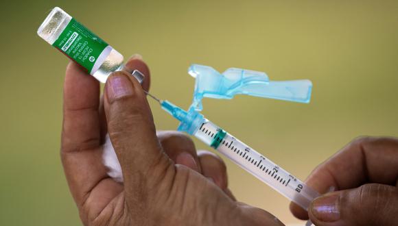 Senado brasileño da el primer paso para permitir que empresas compren vacunas