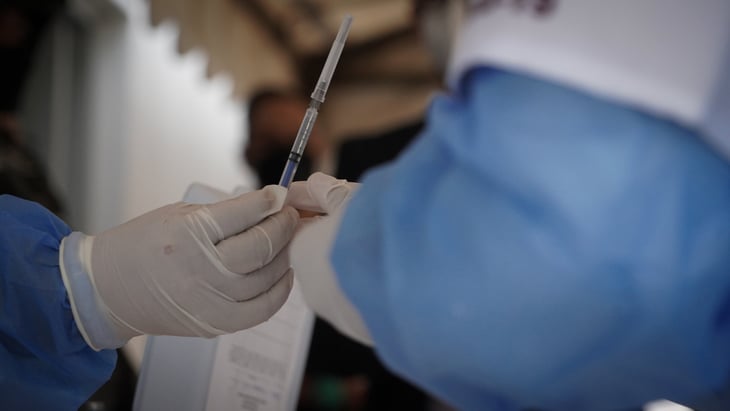Arranca vacunación contra Covid para abuelitos en Puerto Vallarta