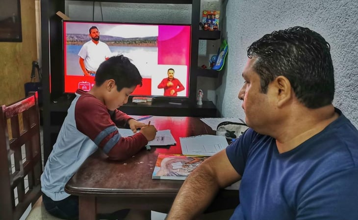 Piden garantizar señal de TV e internet para clases en Oaxaca