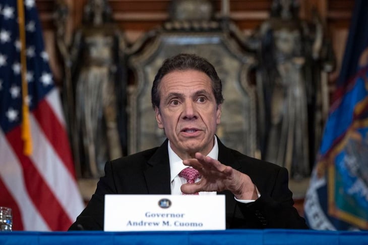 Retiran poderes de emergencia al gobernador de Nueva York en pleno escándalo
