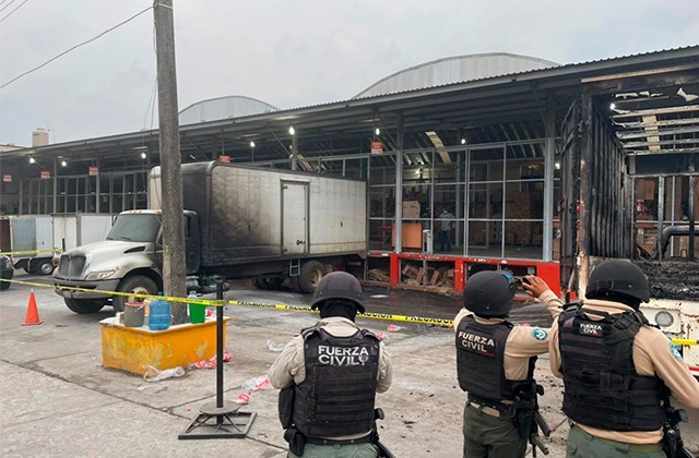 Encapuchados intentan incendiar negocio de alcalde en Veracruz