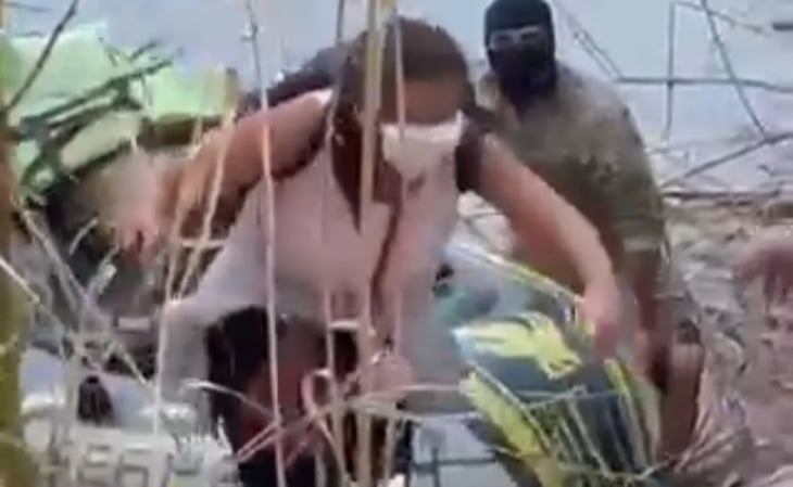 Difunden video de migrantes cruzando el río Bravo en lancha