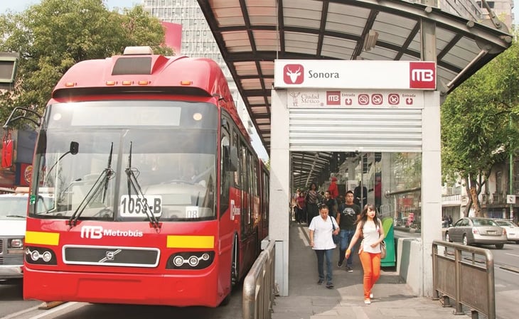 Cierran estaciones de la Línea 1 del Metrobús por manifestación
