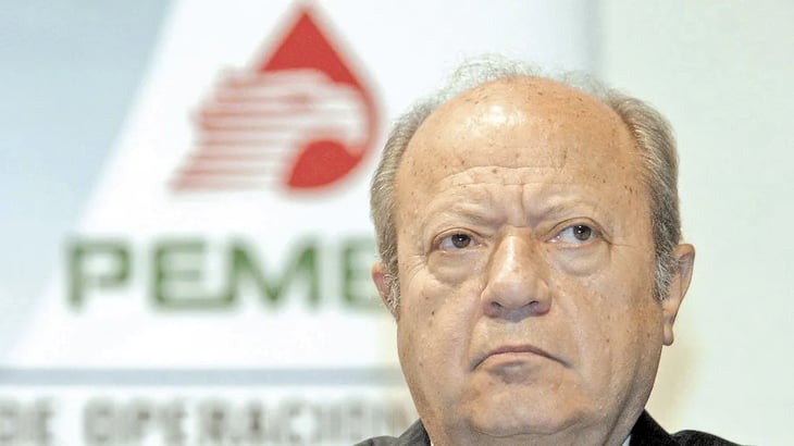 Renuncia Romero Deschamps y deja de ser trabajador activo de Pemex