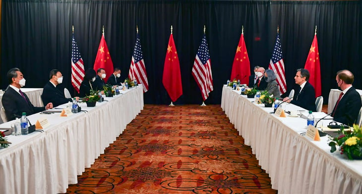 Gobierno de Biden protagoniza un primer 'agrio' encuentro con China