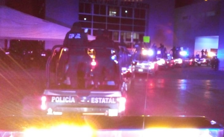 Policía de Oaxaca se dirige a Guelatao para protestar ante AMLO