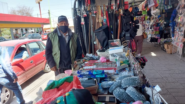 Don Pedro: 40 años sobreviviendo del comercio informal de Frontera 