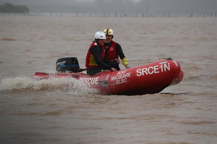 El ejército se une a las tareas de rescate por las inundaciones en Australia