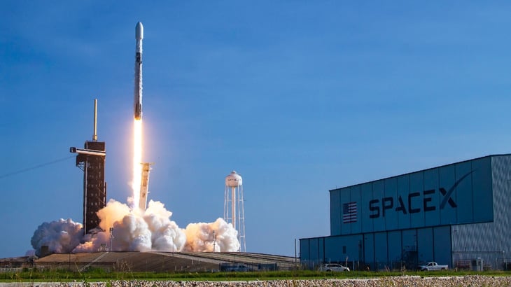 SpaceX pondrá en órbita satélite mexicano