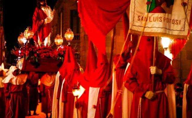 Procesión del Silencio de SLP, importe en México en Semana Santa