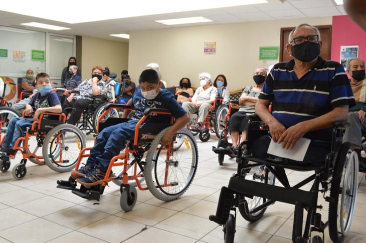 Ayuda DIF Coahuila a personas con algún tipo de discapacidad