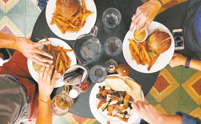 Restaurantes en SLP esperan repunte en ventas por Semana Santa