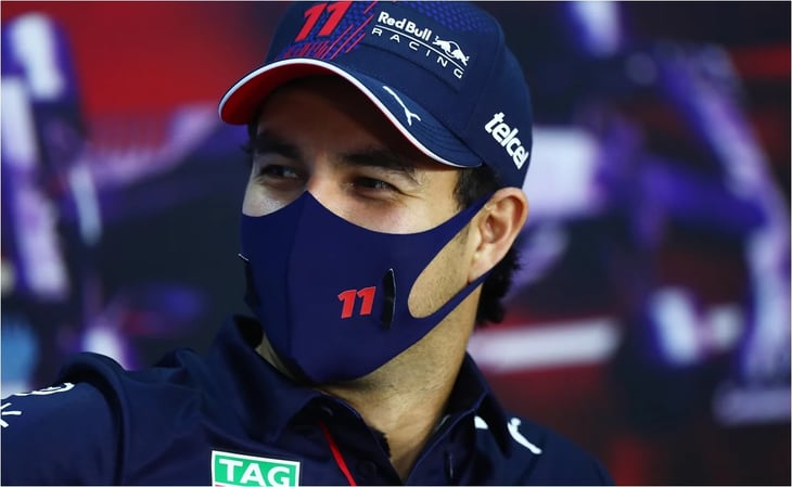 'Checo' Pérez debuta con inconvenientes en el monoplaza de Red Bull