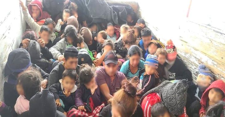 Hallan 61 migrantes hacinados en Nuevo León