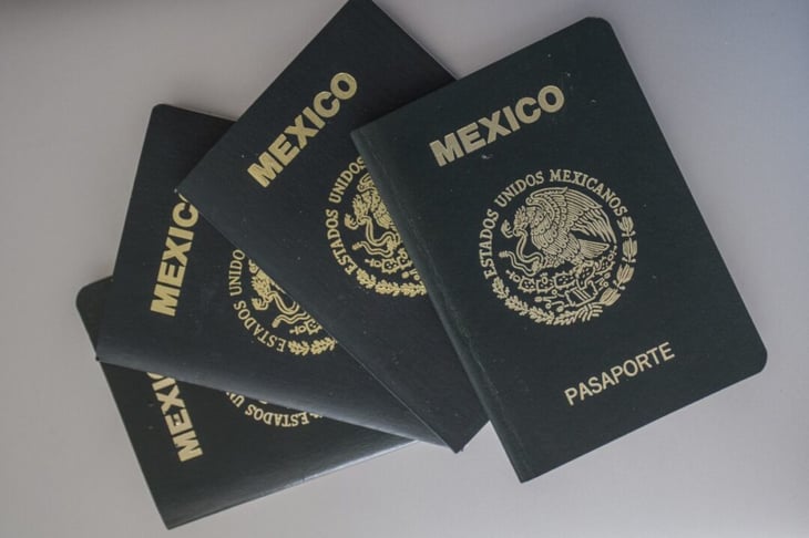 Embajada en España expide ya pasaporte mexicano