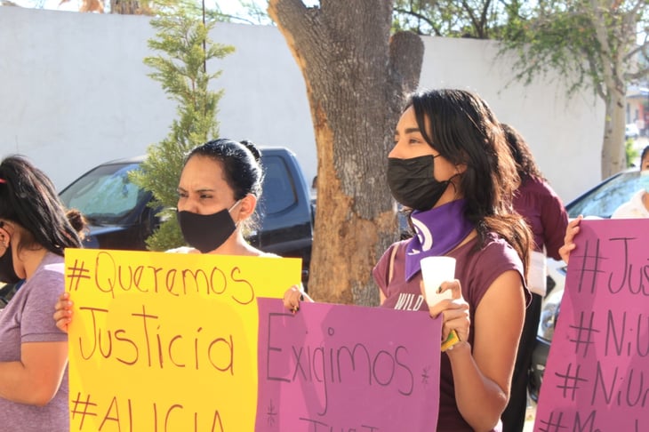 Con una caravana y protesta exigen justicia por feminicidio en Monclova