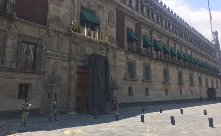 Inicia restauración de fachada de Palacio Nacional para quitar pintas