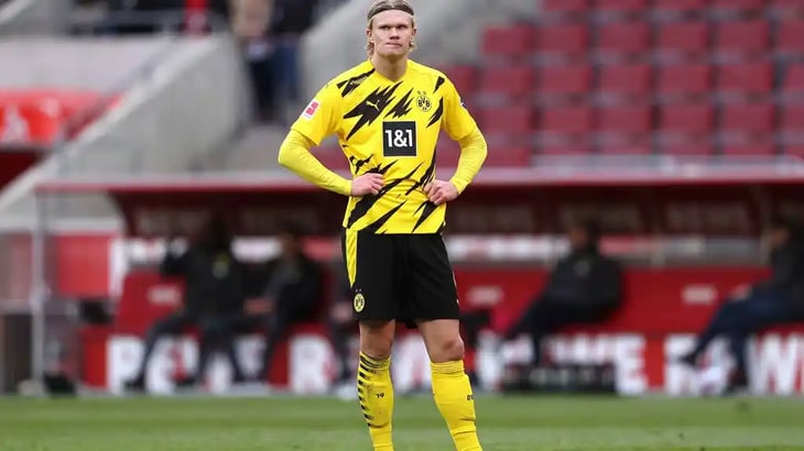 Agente de Haaland dice que Dortmund no quiere venderlo a final de temporada