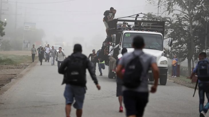 Presuntos polleros atacan a balazos unidad del INM en Chiapas