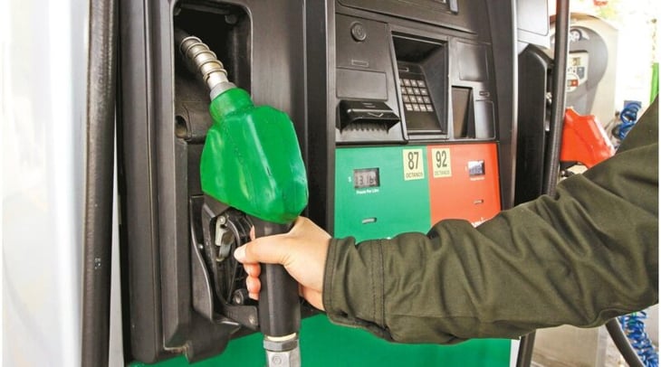 Hacienda deja otra vez a gasolina Premium sin subsidio
