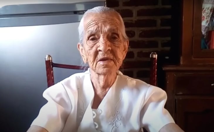 Abuelita youtuber pide ayuda para que vean sus videos y poder sobrevivir