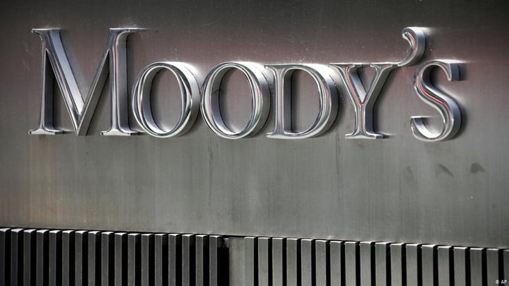 Moody's rebaja la nota de Coca-Cola European Partners a aprobado alto