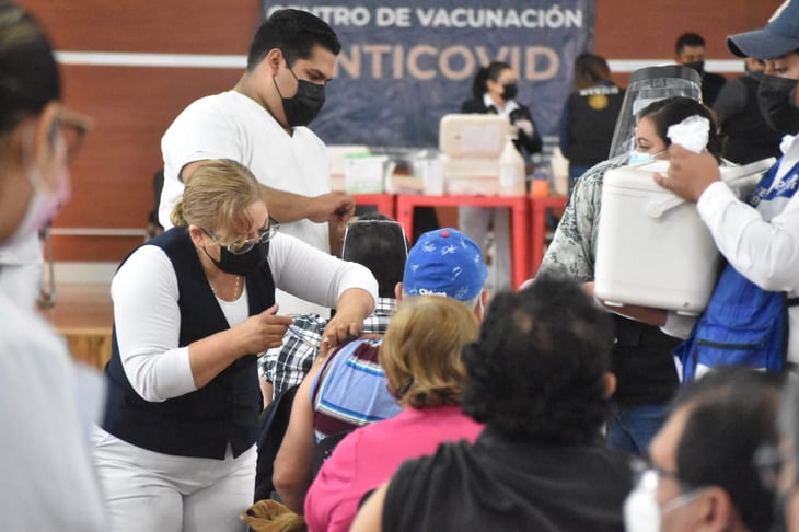 Reanudan vacunación contra el COVID-19 en Monclova