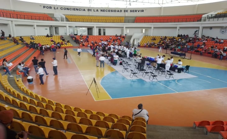 Chiapas inicia vacunación contra Covid-19 a maestros