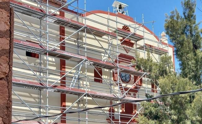 Minera San Xavier restaura templo de la Santa Cruz
