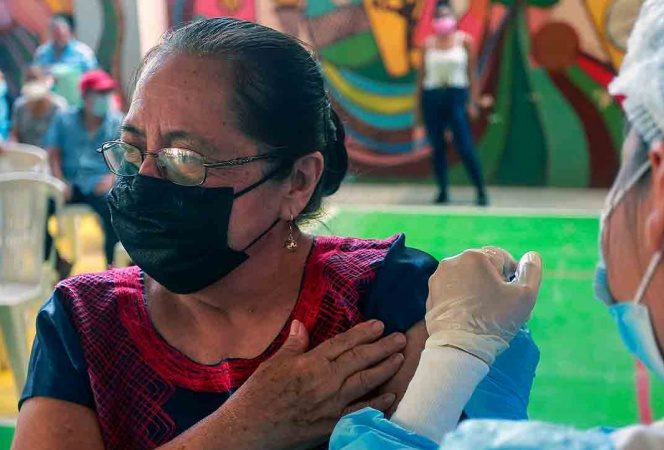 Pobladores de 2 municipios de Oaxaca rechazan vacuna antiCovid