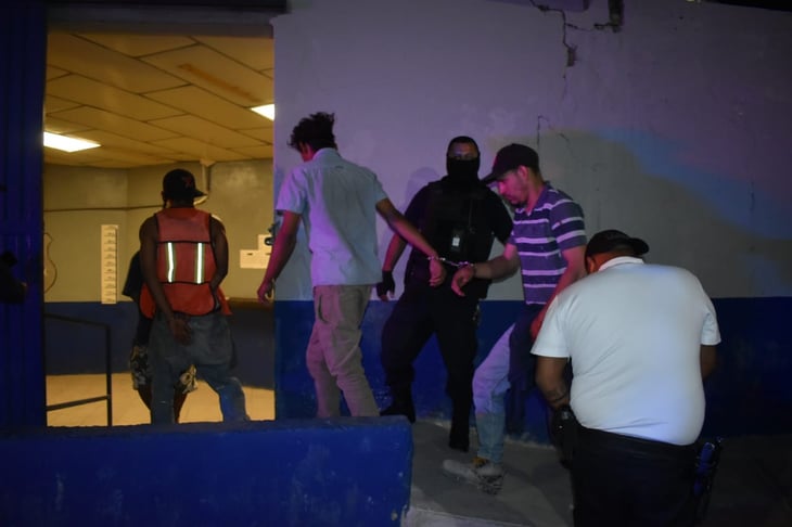 Atrapan a ladrones en el kilómetro 18 en Monclova