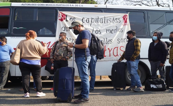 Ante bloqueo de aeropuerto de Oaxaca, gobierno estatal pide diálogo