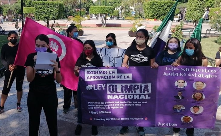 Con protesta, activistas exigen que se apruebe Ley Olimpia en Yucatán