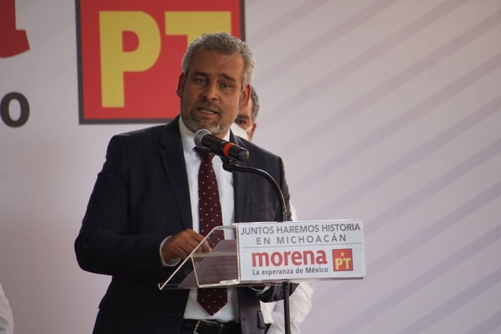 Alfredo Ramírez se registra como candidato a gobernador de Michoacán