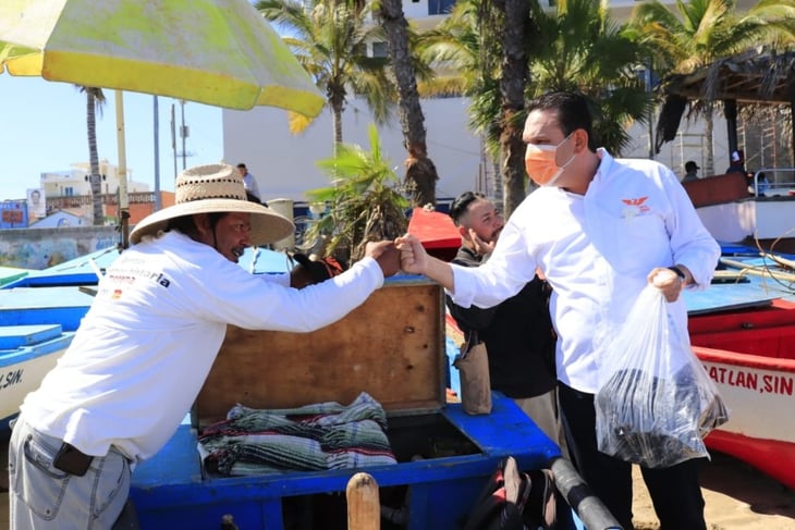Sergio Torres Félix promete recuperar al sector pesquero en Sinaloa