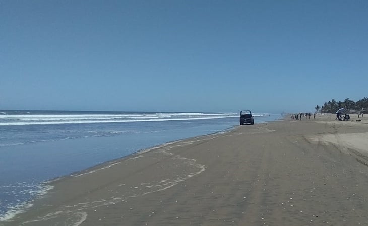 Reabren playas de Guasave tras disminución de oleaje 