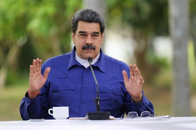 El presidente venezolano designa nuevos ministros de Educación y Trabajo