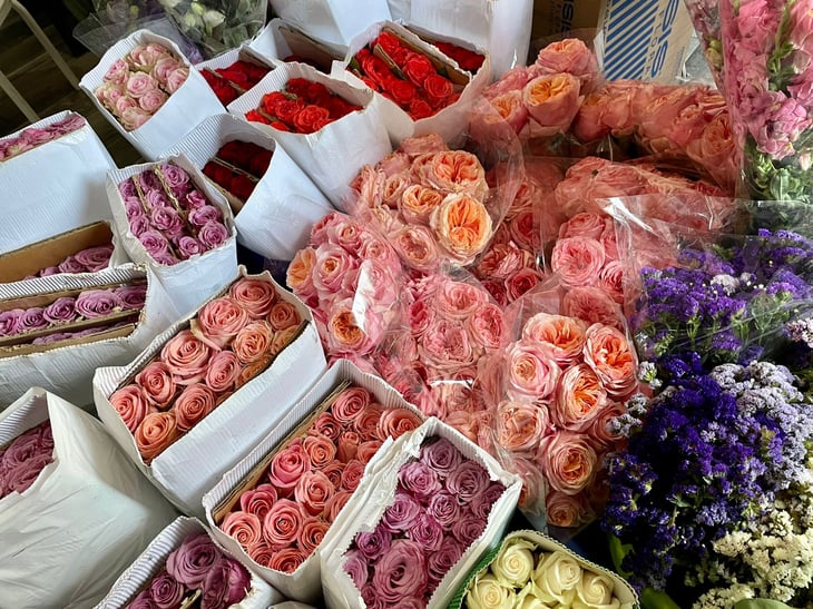 Florerías esperan superar las ventas por el 10 de mayo