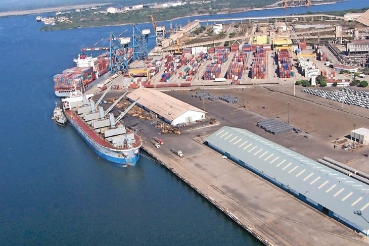 Ponen en cuarentena buque carguero de Malta con 13 casos Covid