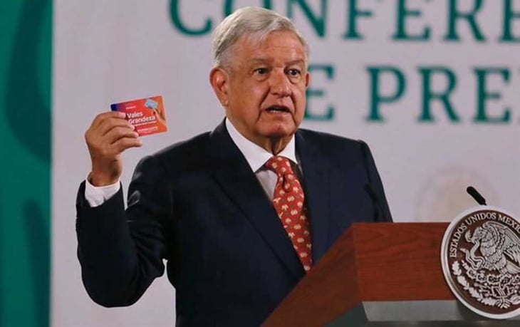 Pide López Obrador investigar reparto de vales en Guanajuato
