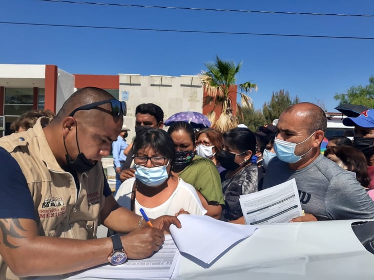 Impera desorganización en vacunación antiCOVID-19 a mayores de 50 en San Buenaventura